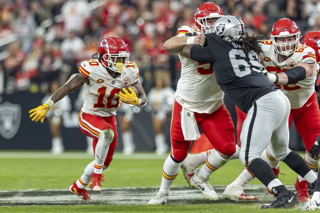 Kansas City Chiefs running back Isaiah Pacheco (10) runs the ball against the Las Vegas Raiders in an NFL football game, Sunday, Nov. 26, 2023, in Las Vegas, NV.