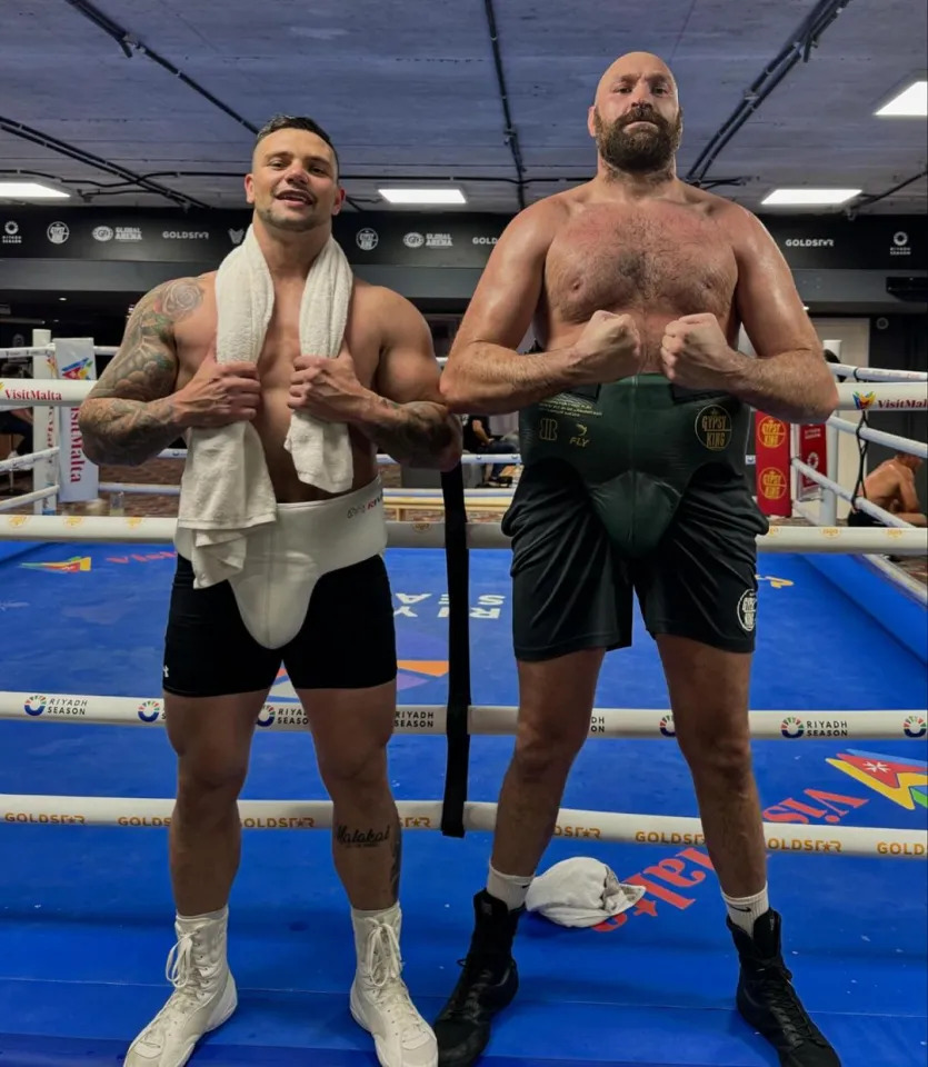 WBC bridgerweight champion Lerena is also in camp with Fury