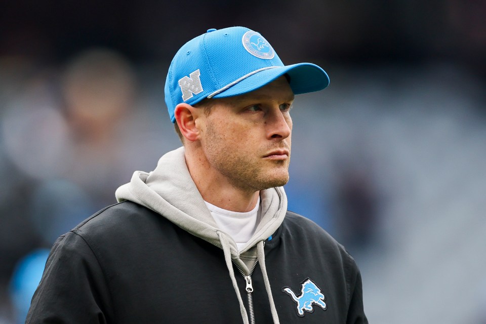 Lions coordinator Johnson has been urged to 'save' the Bears and Williams