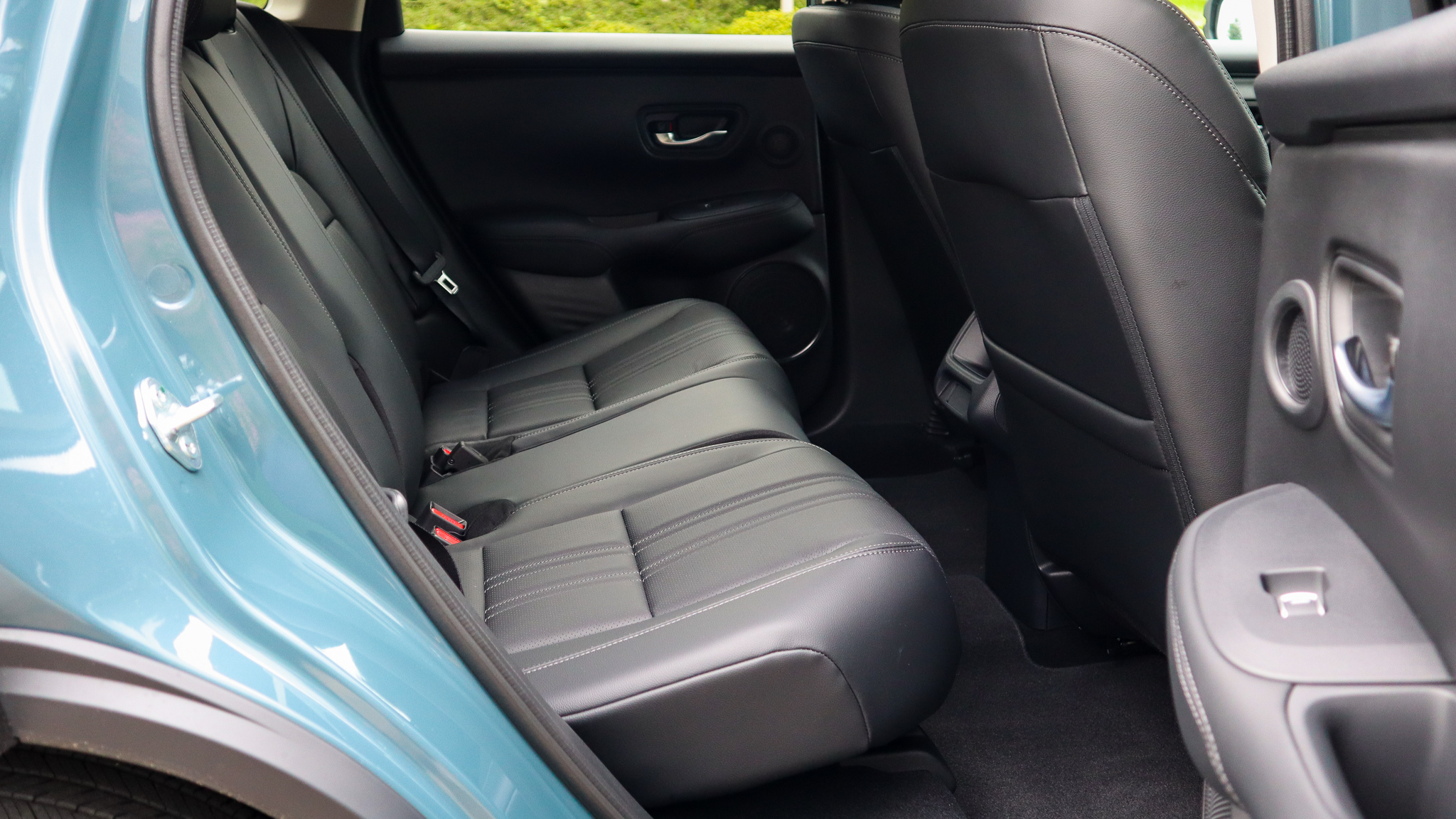 2023 Honda HR-V rear legroom