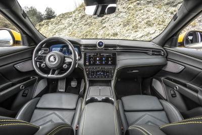 Maserati Grecale Trofeo - interior