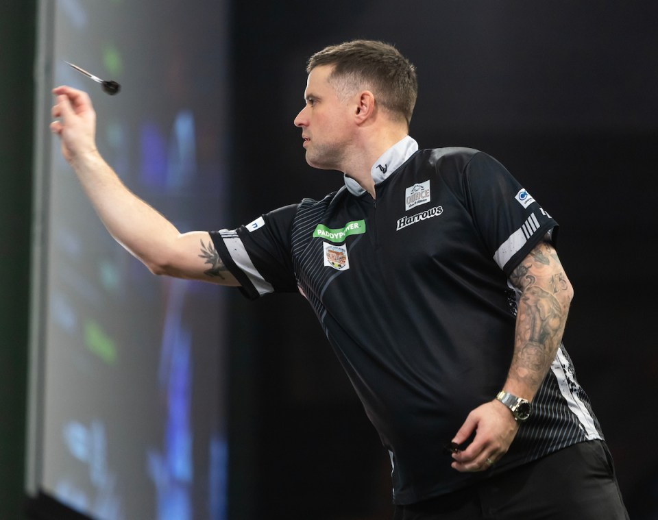 Darts great Chris Mason believed Woodhouse made the right call