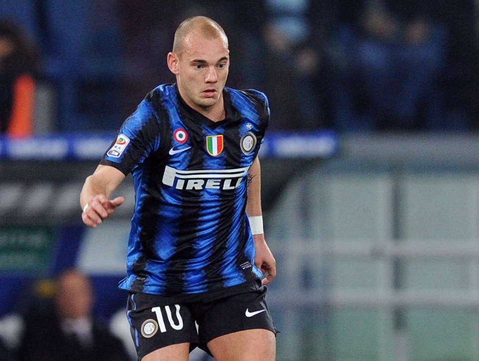 Sneijder starred for Inter in the 2009/10 season and should have won the Ballon d'Or, according to Van der Vaart