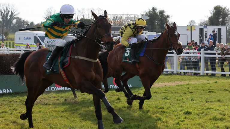 Spillane's Tower and Mark Walsh power on to victory at Fairyhouse