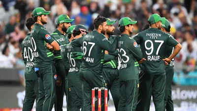 'Learn from India': Basit Ali tells Pakistan team