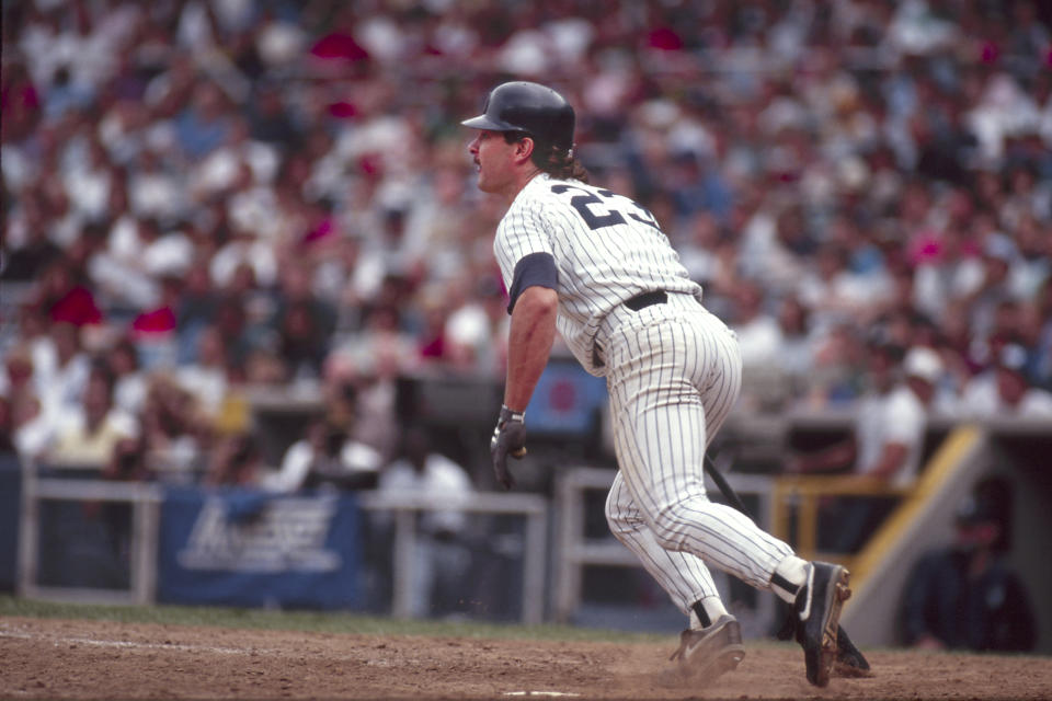 NEW YORK, NY - JUNE 8: NY Yankees Don Mattingly hits a single to right field during the game against Texas Rangers at Yankee Stadium on June 8, 1991 in New York, United States. (Photo by Steve Crandall/Getty Images)