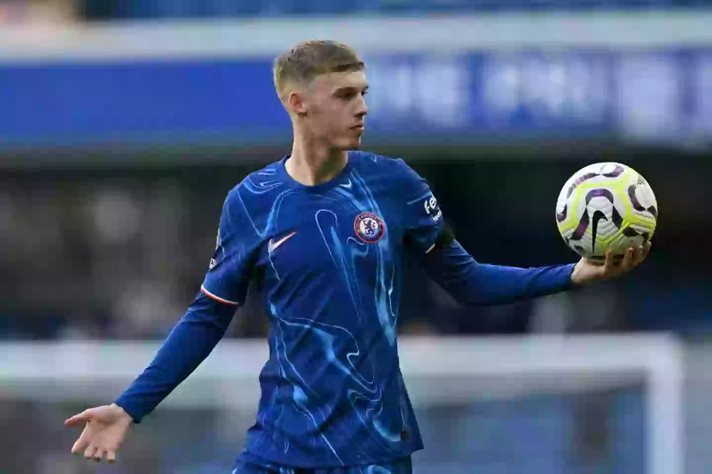 Cole Palmer's match-worn Chelsea home shirt against Brighton sold for a huge amount (Credit:Getty)