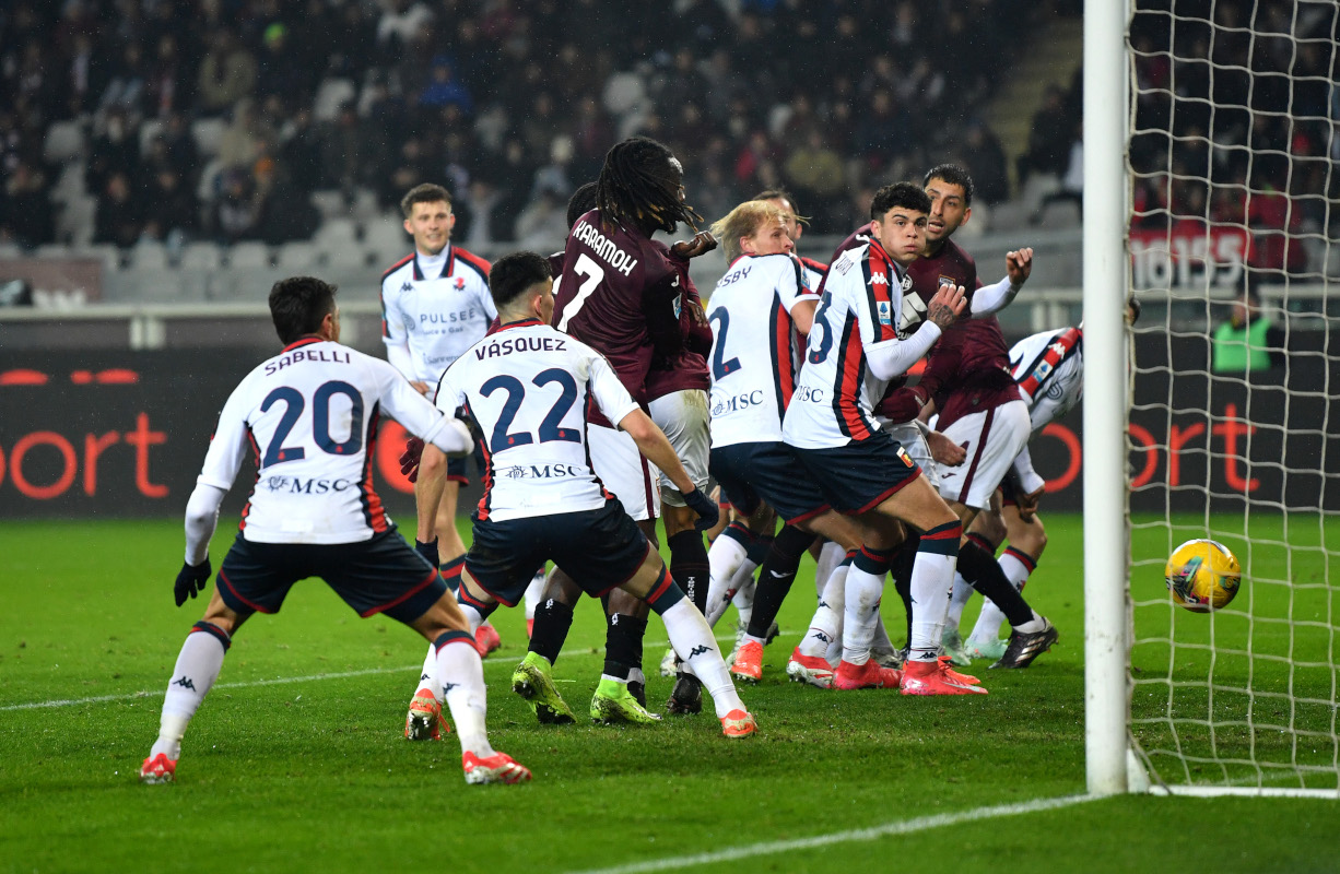 TURIN, ITALY - FEBRUARY 08: Morten Thorsby of Genoa scores a own goal and Torino's first during the Serie A match between Torino and Genoa at Stadio Olimpico di Torino on February 08, 2025 in Turin, Italy. (Photo by Valerio Pennicino/Getty Images)