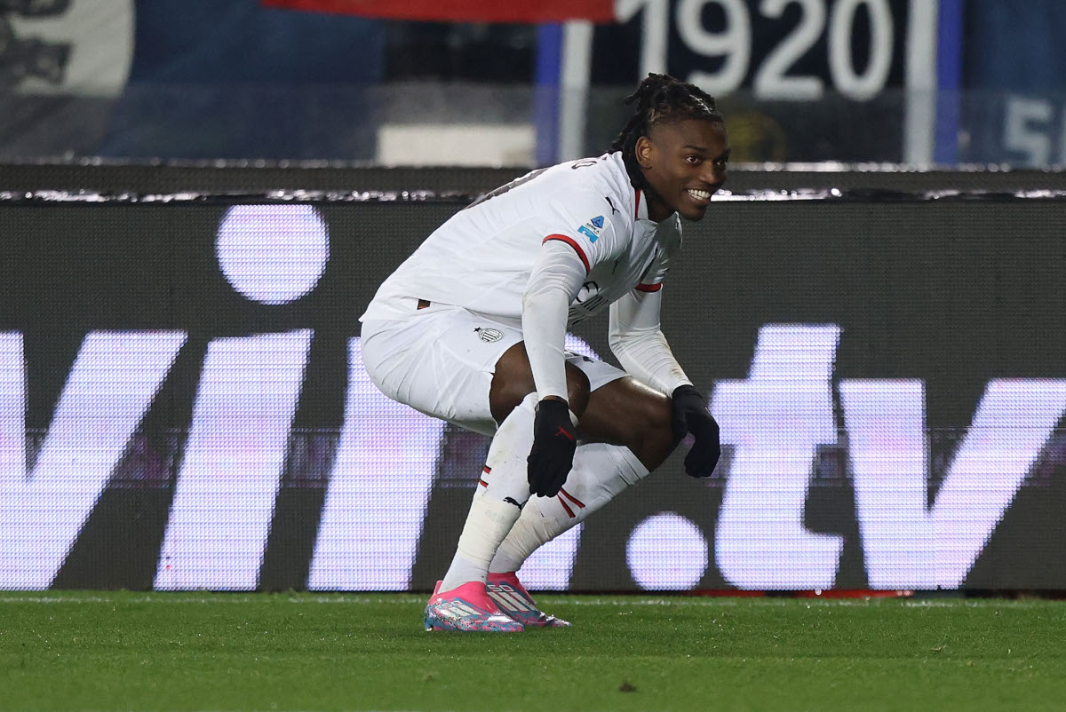 EMPOLI, ITALY - FEBRUARY 8: Rafael Leao of AC Milan celebrates after scoring a goal during the Serie A match between Empoli and AC Milan at Stadio Carlo Castellani on February 8, 2025 in Empoli, Italy. (Photo by Gabriele Maltinti/Getty Images)