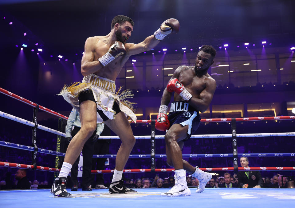 RIYADH, SAUDI ARABIA - FEBRUARY 22: Hamzah Sheeraz fighting Carlos Adames as part of Beterbiev v Bivol 2: The Last Crescendo undercard at Kingdom Arena on February 22, 2025 in Riyadh. (Photo by Mark Robinson/Getty Images).