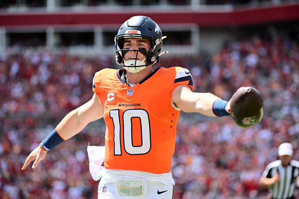 Bo Nix has Terry Bradshaw on his side after an impressive rookie season in Denver