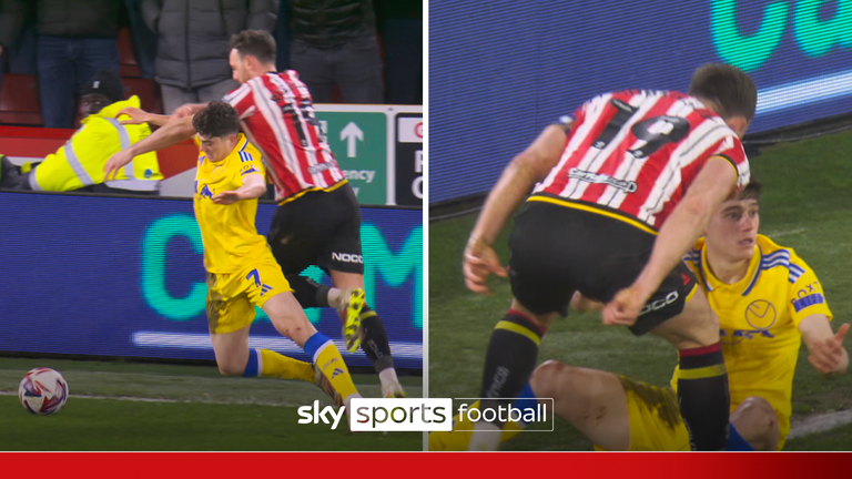 Leeds penalty shout from Dan James against Sheffield United in their Championship clash.