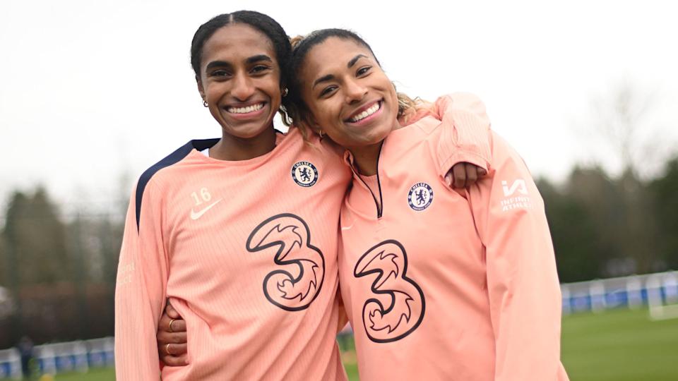 Naomi Girma and Catarina Macario