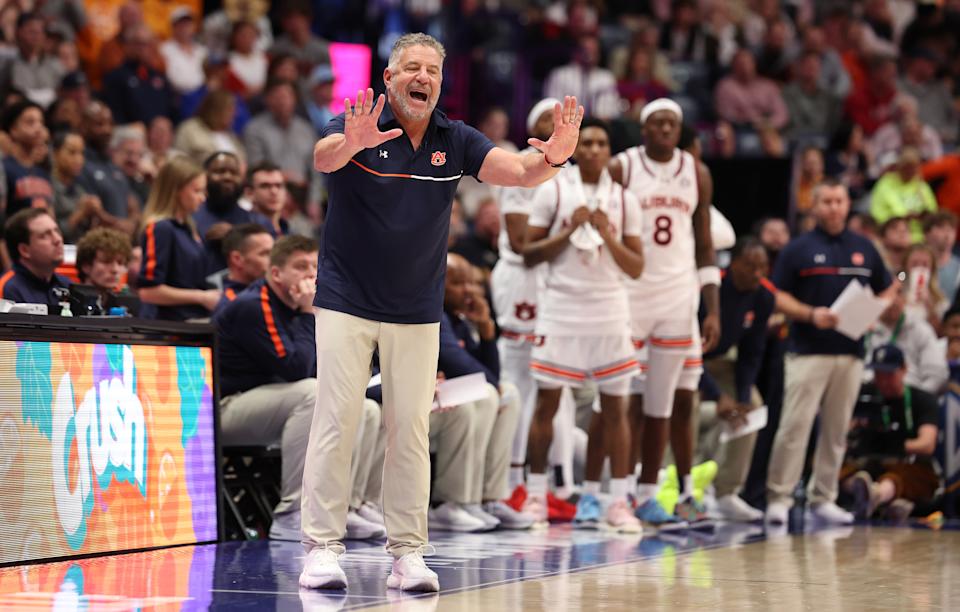 NASHVILLE, TENNESSEE - MARCH 15: Bruce Pearl the head Mentor of the Auburn Tigers gives instructions to his Club against the Tennessee Volunteers during the SEC Men's Basketball Event - Semifinals at Bridgestone Stadium on March 15, 2025 in Nashville, Tennessee.  (Photo by Andy Lyons/Getty Images)