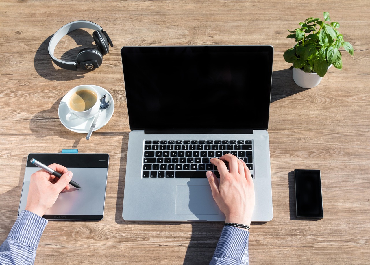 Beyond Zoom Fatigue: Reimagining Dynamic Online Collaboration