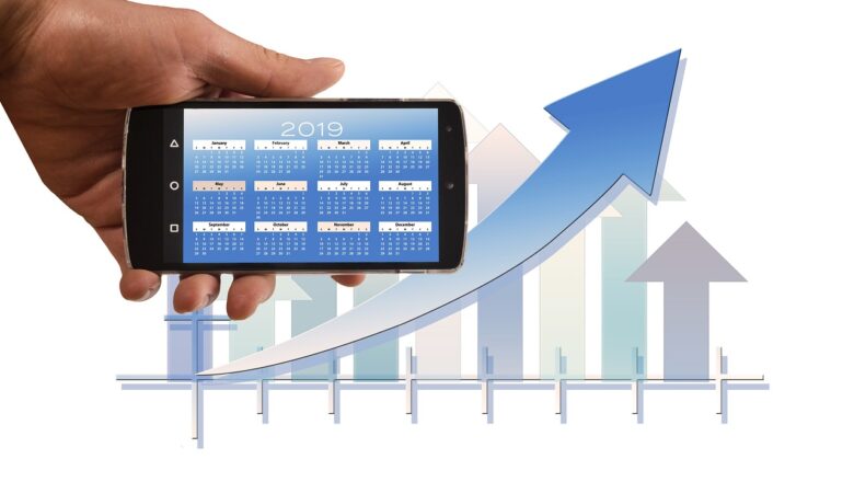 Beyond The Grid: Rethinking Online Meeting Engagement