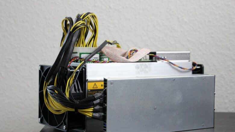 Navigating Crypto Volatility: Data-Driven Trading Strategies